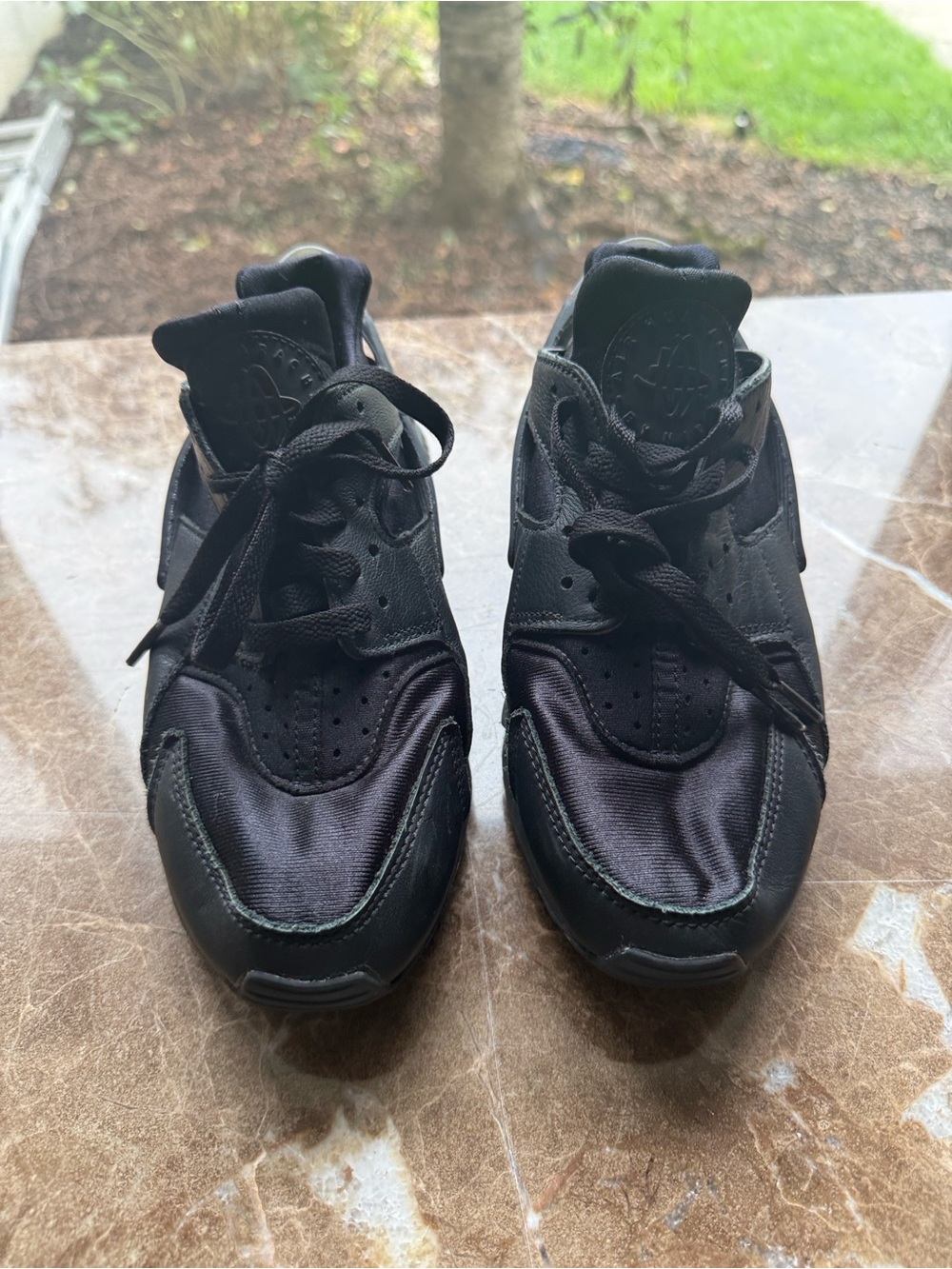 Nike Black Men's Low-Top Athletic Sneakers